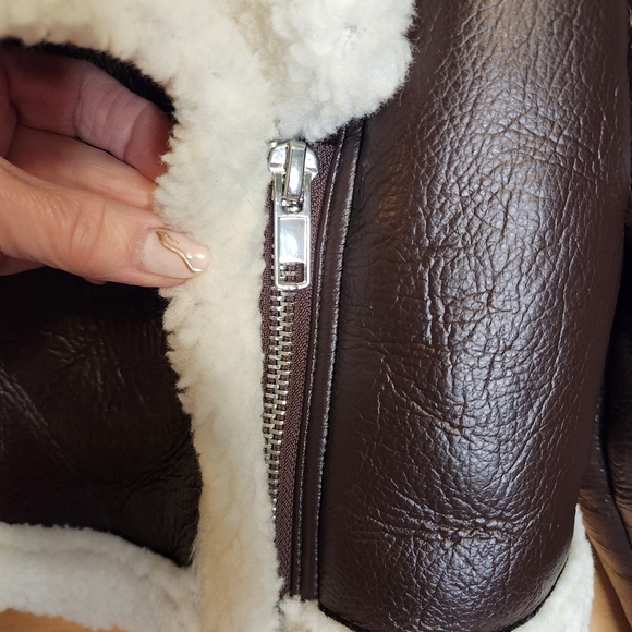 CIDER BROWN FAUX LEATHER & FLEECE CROPPED BIKER JACKET COAT MEDIUM NWT - Picture 6 of 10